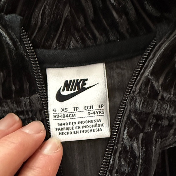 Nike Black Striped Velour Set - Picture 2 of 3